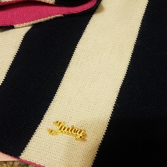 Juicy Couture Infinity Scarf NWT - Picture 2 of 3